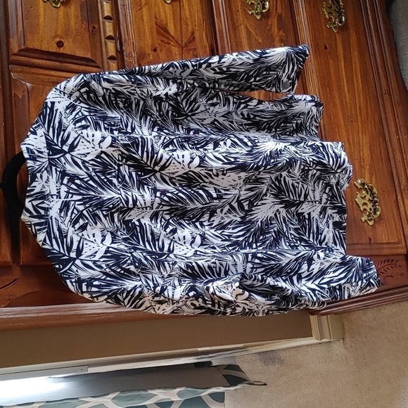 Cj Banks Black & White Tropical Print Jean Jacket Plus Size 2X - Picture 3 of 11